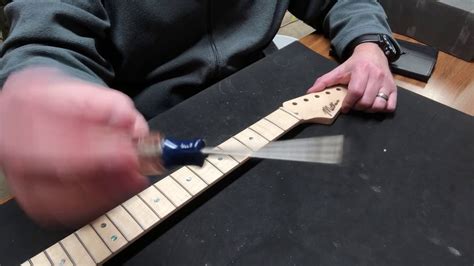 How To Roll Your Guitar Fingerboard Edges The Easy Way Youtube