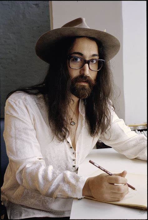 Global fans react to Sean Lennon and his latest viral performance 26