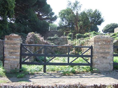 Viii Pompeii September Entrance Looking West