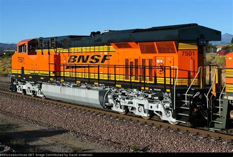 BNSF 7501