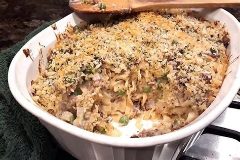 Easy 6 Ingredient Ground Beef Amish Egg Noodle Casserole Recipe Amish Recipes 30seconds Food