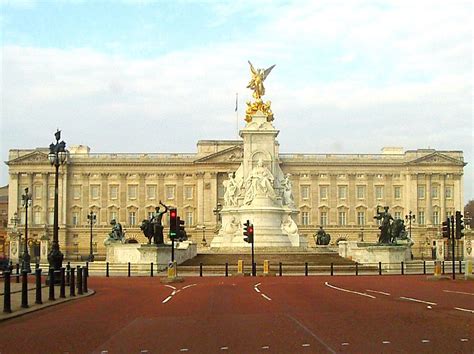 Buckingham Palace. | Built by Duke of Buckingham in 1703. Mu… | Flickr
