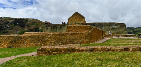 Premium Photo Archaeological Complex Of Ingapirca At Canar Ecuador