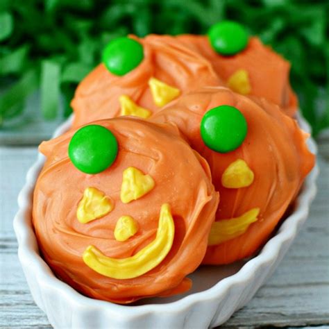 Easy Halloween Desserts For Kids Eating On A Dime