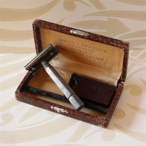 Rasoir De Suret Pradere Ancien Darwin Shaving