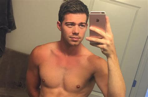 Voy a conocer a un gay que se hizo pasar por mí en Grindr CromosomaX