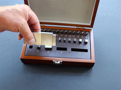 Gauge Block Set Metric Steel 32 Blocks Engineering Uk