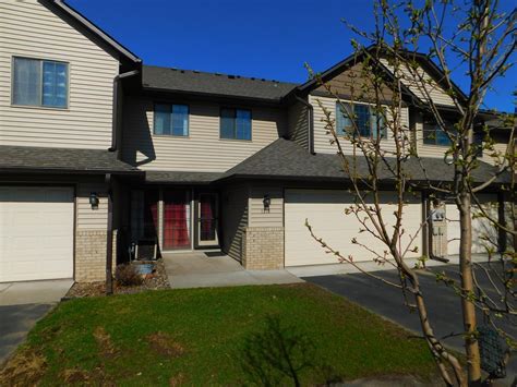 1318 Cottage Dr, Stillwater, MN 55082 - MLS 6361885 - Coldwell Banker