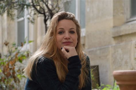 Badines Lingerie la nouvelle marque de lingerie parisienne sensuelle et raffinée Relations