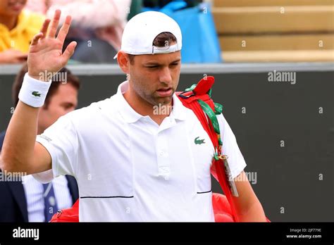 Nick Kyrgios Wimbledon Crowd Hi Res Stock Photography And Images