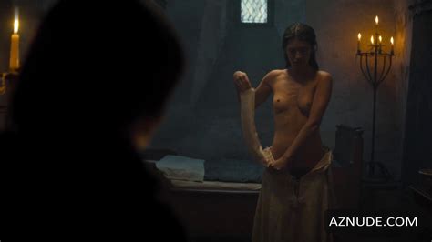 SOPHIE STROBELE Nude AZNude