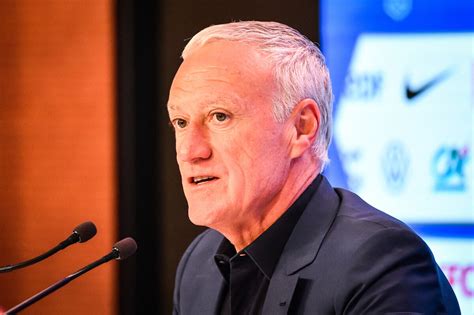 Photo Didier Deschamps lors de la conférence de presse pour la liste