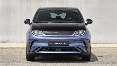 BYD bate recorde histórico de vendas de elétricos e híbridos plug in em