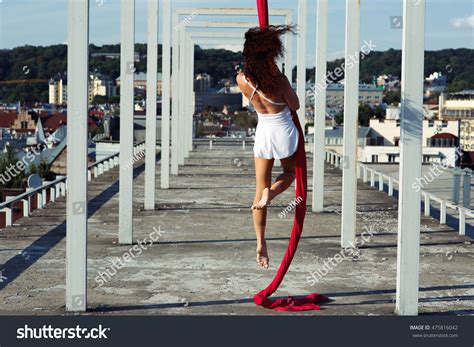 Aerial Dance On Rooftop Sexy Brunette 스톡 사진 Shutterstock