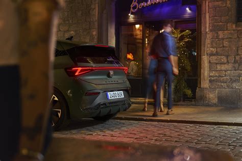 Ch Pour La Nouvelle Cupra Born Vz Motorlegend