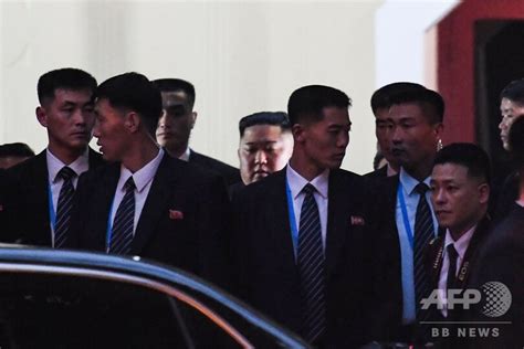 金正恩氏、在ベトナム北朝鮮大使館を訪問 写真12枚 国際ニュース：afpbb News