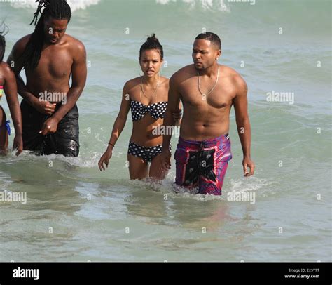 Karrueche Tran Wearing A Polka Dot Bikini With A Pink Bow On Her Rear Enjoys The Beaches In