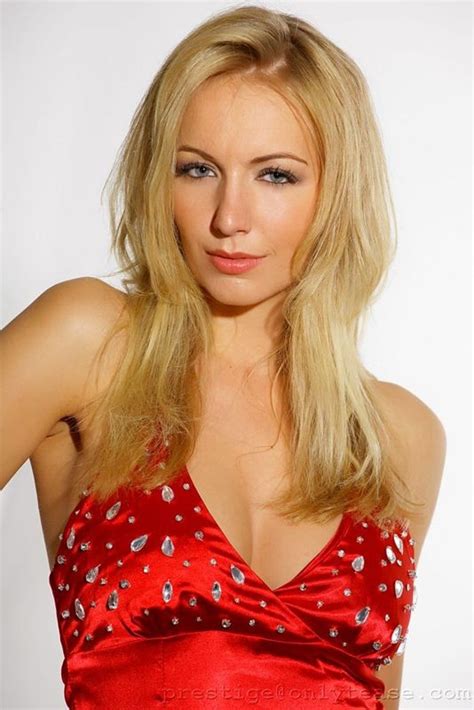 Beautiful Lady In Red Hayley Marie In A Sexy Evening Dress With Black Stockings Porn Pictures