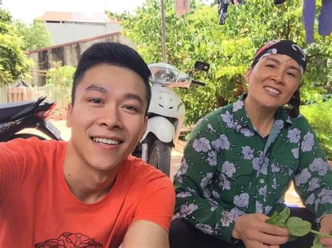 Tiktoker B Ch C Tuy N V Cho Con Trai B A Ra Ti U Chu N Ai C Ng S C Hot Kols I S Ng