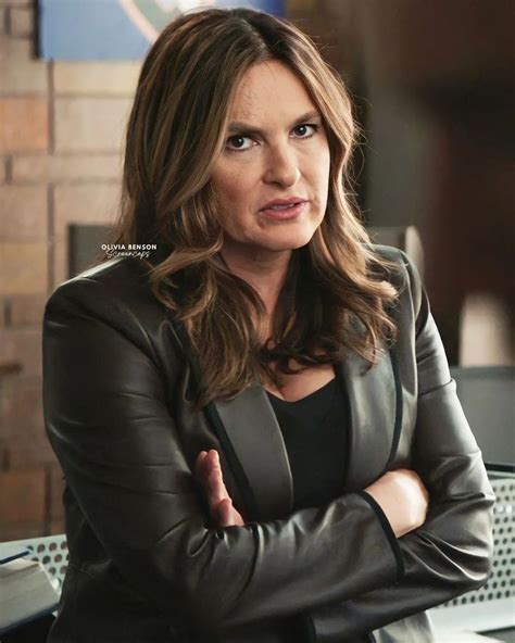 Olivia Benson Screencaps 🌸 On Instagram “lando Svu 23 X 21 Confess