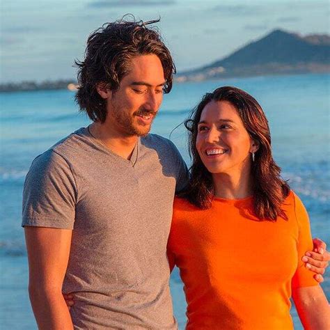 Tulsi Gabbard Husband, Wiki, Age, Latest News, Parents, Net Worth