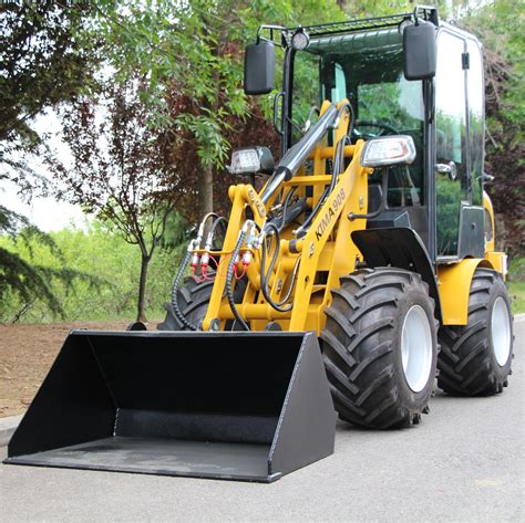 KIMA908 Mini Wheel Loader Hydrostatic System CE Passed 800kg Rated Load