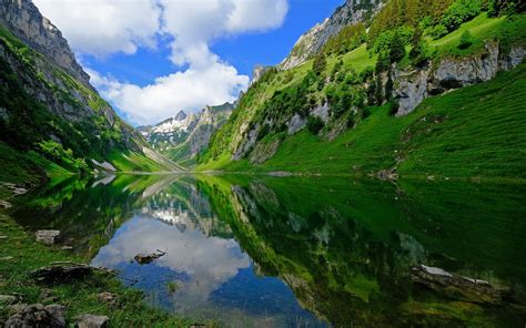 Fondos de pantalla Suiza lago montañas paisaje de naturaleza hermosa