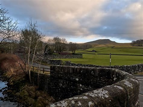 Pen-y-ghent walk from Horton in Ribblesdale | Walks4all