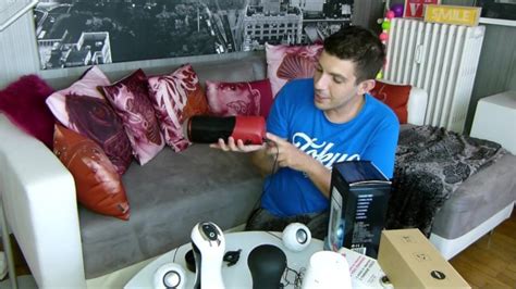 DES VAGINETTES ET ROBOTS MASTURBATEURS QUI PARLENT Msieur Jeremy Pornhub Gay