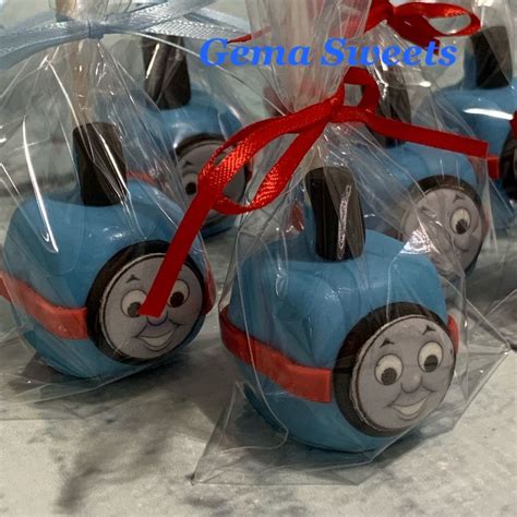 Thomas The Train Cake Pops By Gema Sweets Train Cake Thomas Train