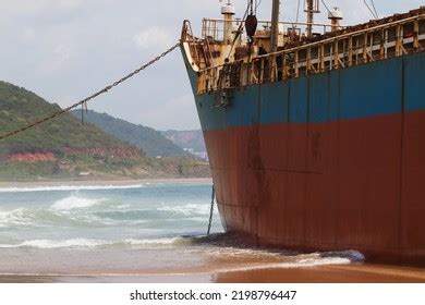 32,185 Ship Landing Images, Stock Photos & Vectors | Shutterstock