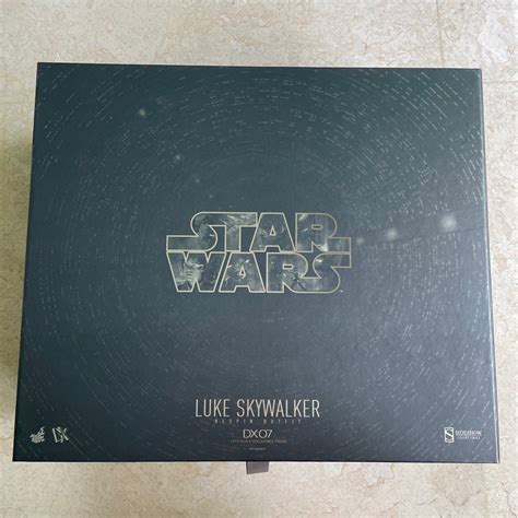 Hot Toys Dx Luke Skywalker Bespin Outfit Star Wars Hobbies Toys Toys Games On Carousell