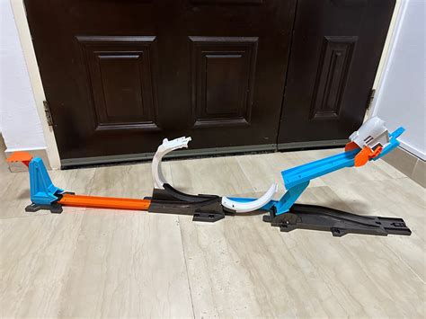 Hot Wheels Rocket Launch Challenge Hobbies Toys Toys Games On Carousell