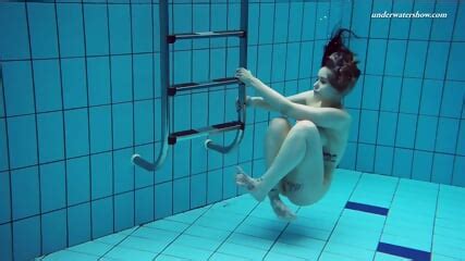 Hot Tatted Babe Dashka Has Big Tits Swirling Underwater