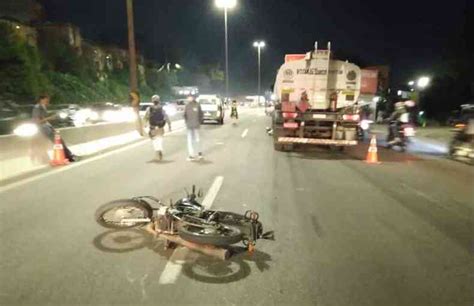 Mulher Morre Esmagada Por Carreta Após Briga De Trânsito No Anel