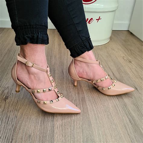 Sapato Feminino Scarpin Pirâmides Números Grandes Verniz Nude Luxo Kalceaki Calçados