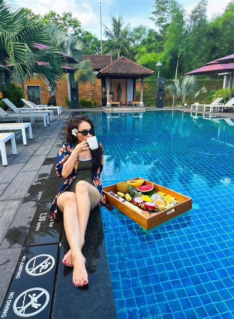 M Con B O Thanh Di N Bikini Khoe S C V C Nu T N B N B B I