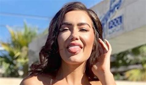 Playboy Model Wows Fans Wearing World S Tiniest Bikini Extra Ie