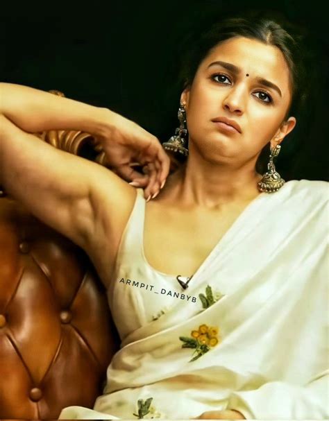 Pin By Sheryll Rose On Alia Bhatt Hot Images Of Actress Actresses Alia Bhatt