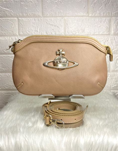 Vivienne Westwood Nude Mocha Brown Vintage Rare Authentic Saffiano Leather Orb Logo Sling Bag