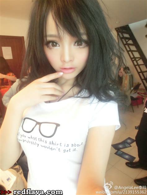 Full Video Porn Li Ling 李玲 Wai Wai 歪歪 sexy chinese doll