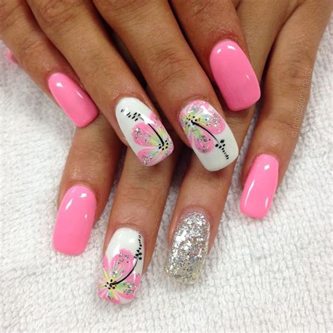 Love These Sparkly Flowers So Cute Nail Art Design Idea For Summer