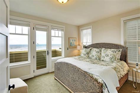 Seabrook Washington's premier oceanfront cottage rental with stunning panoramic views — Heart ...