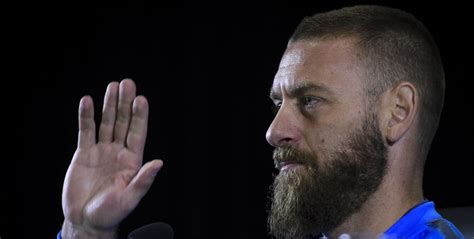 Daniele De Rossi Empieza Su Aventura Como Entrenador Tras Asumir En