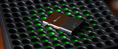 Unboxing And Using The Xbox Series X Storage Expansion Card By Seagate ...