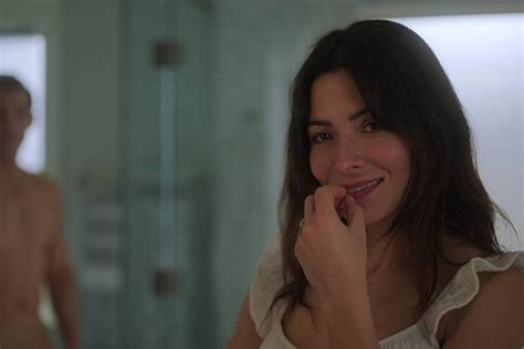 Atriz de Sex Life diz que forçaram a barra na nudez 06 04 2023 Ilustrada Folha