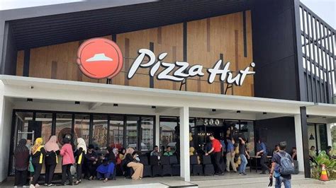 Potensi Pasar Makin Tinggi Outlet Ke 500 Pizza Hut Hadir Di Bekasi