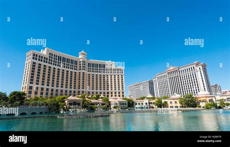 Lake In Front Of Bellagio Hotel Las Vegas Nevada Usa Stock Photo Alamy