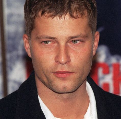 Til Schweiger - Til Schweiger gibt seine Restaurants in Hamburg ab : He is married with a former ...