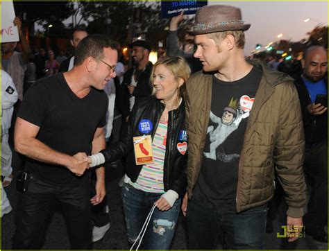 Drew Barrymore Attends Gay Marriage Rally Photo Adam Shankman Drew Barrymore Photos